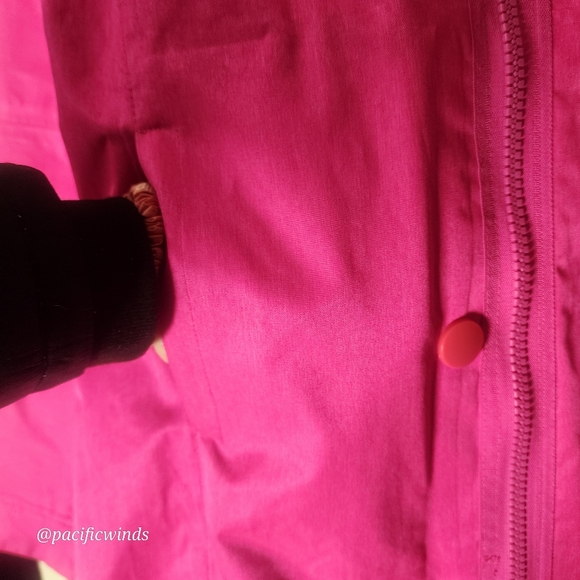 MONDETTA PERFORMANCE GEAR HOT PINK RAIN COAT XS - Picture 8 of 14